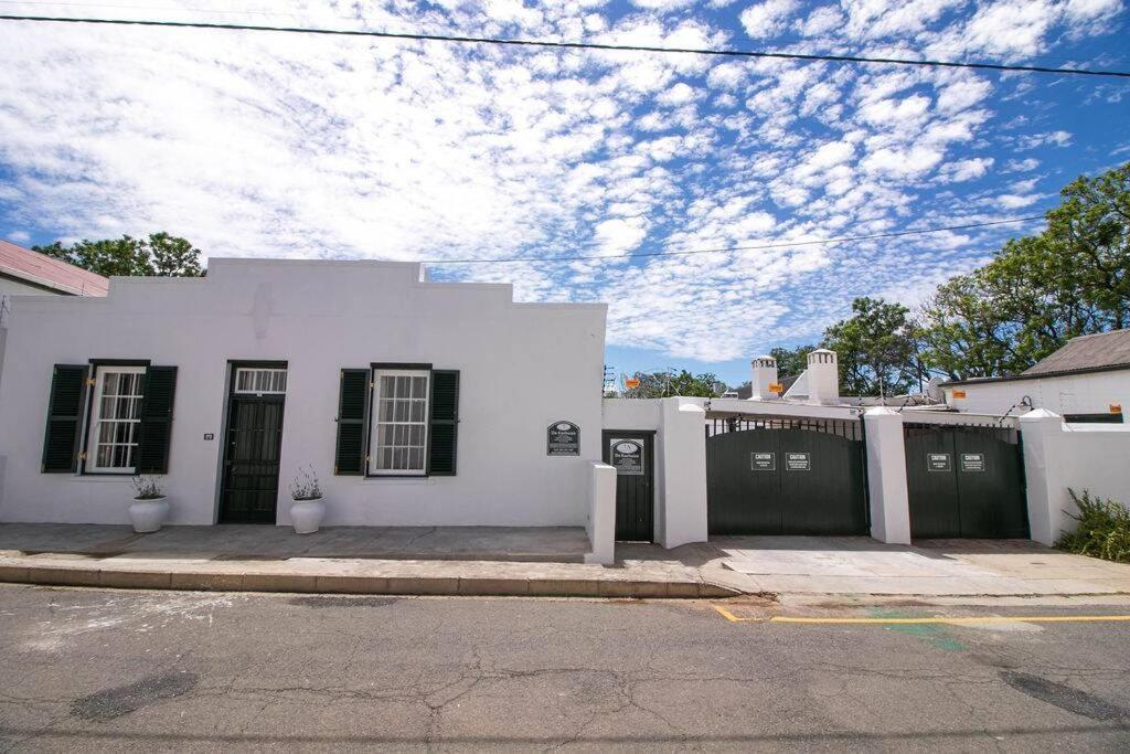 De Kothuize 7 Apartamento Graaff-Reinet Exterior foto