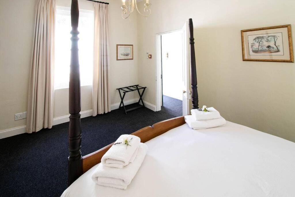 De Kothuize 7 Apartamento Graaff-Reinet Exterior foto